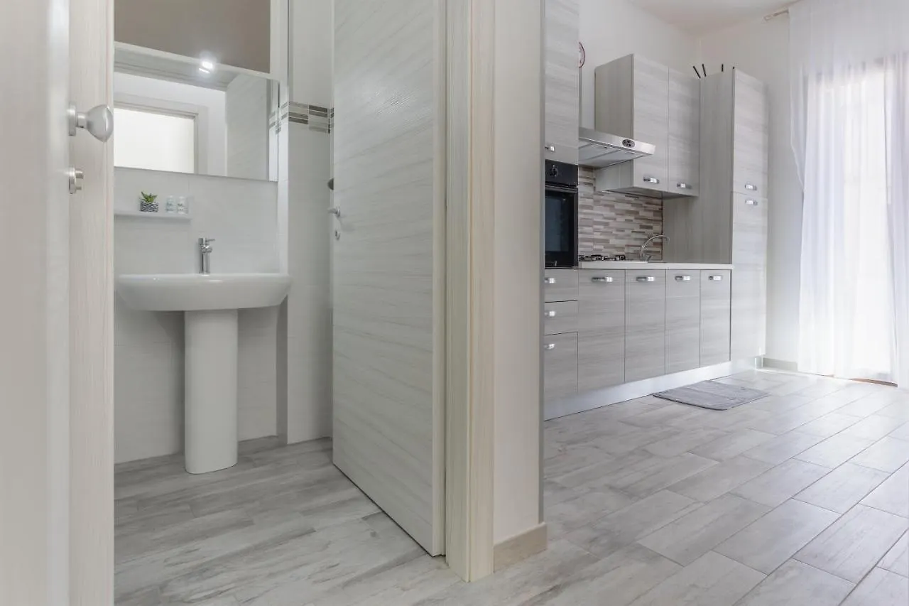 Charmrooms - Casa Magenta Castellammare del Golfo 0*,  Italy